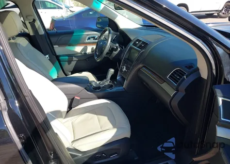 2016 Ford Explorer Platinum из США, поврежденный, VIN 1FM5K8HTXGGB31866